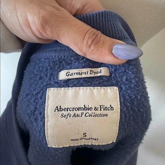 Abercrombie & Fitch Montana Rocky Mountains Graphic Crewneck Sweatshirt Size S - Picture 8 of 9